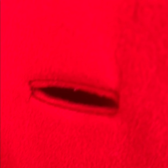 Vintage Red Wool Coat with mink fur collar. Like new condition. Beautiful lines - Picture 2 of 9